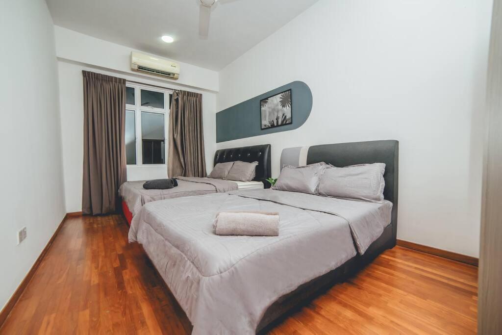 Grandview Scenic Charm 3br8pax Midvalley Pooltable By Our Pangsapuri