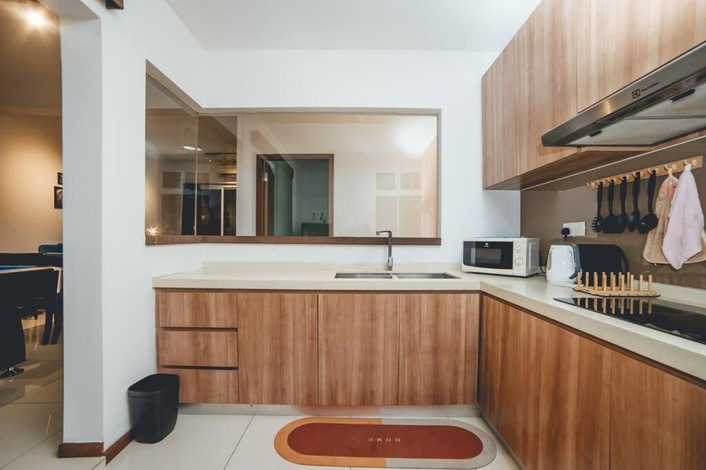 Pangsapuri Grandview Scenic Charm 3br8pax Midvalley Pooltable By Our Johor Bahru