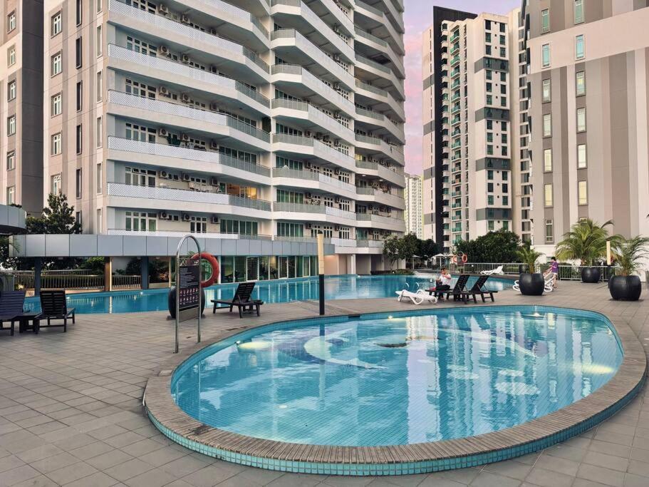 Grandview Scenic Charm 3br8pax Midvalley Pooltable By Our * Johor Bahru